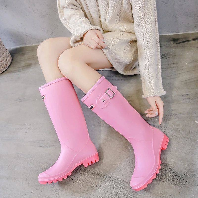 Botas para la lluvia altas para mujer, modernas, color rosa, reutilizables Botas de agua y Cubierta de Zapatos Botas para la lluvia altas para mujer, modernas, color rosa, reutilizables