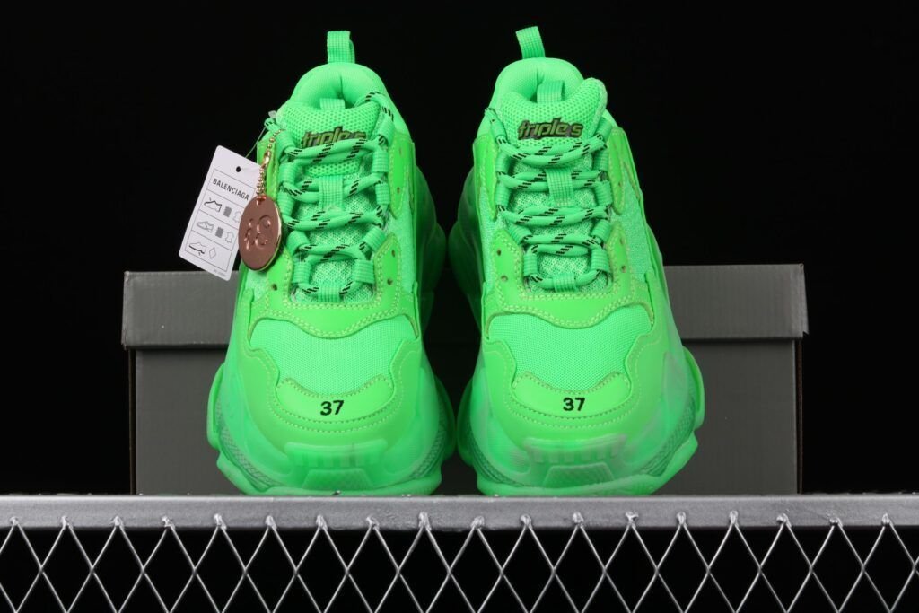 Zapatillas Balenciaga Triple ,combinación completa Zapatillas de Mujer Zapatillas Balenciaga Triple ,combinación completa