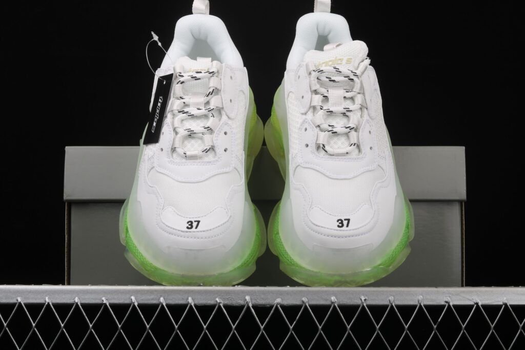 Zapatillas Balenciaga Triple ,combinación completa Zapatillas de Mujer Zapatillas Balenciaga Triple ,combinación completa