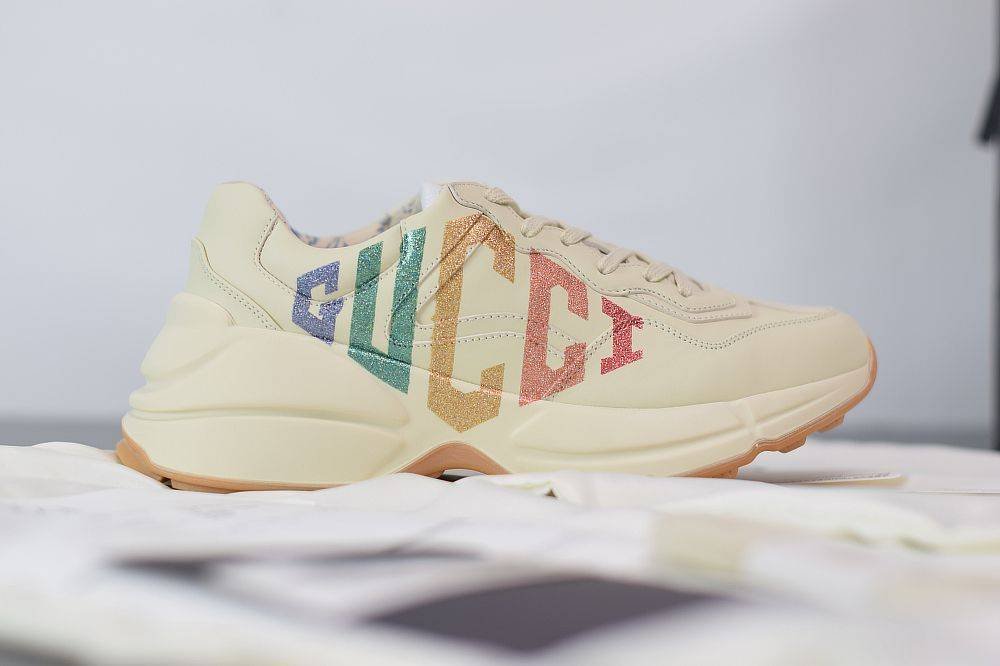 Zapatillas Gucci Daddy 5D Leather Horned V Zapatillas de Mujer Zapatillas Gucci Daddy 5D Leather Horned V