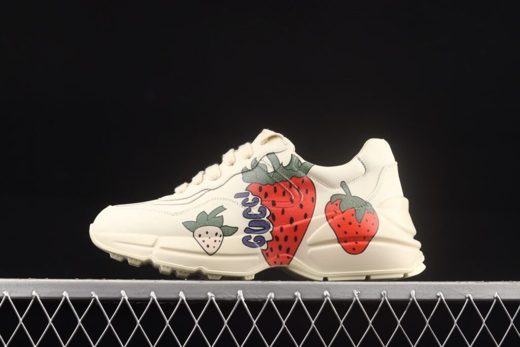 Zapatillas Gucci Daddy 5D Leather Horned V Zapatillas de Mujer Zapatillas Gucci Daddy 5D Leather Horned V