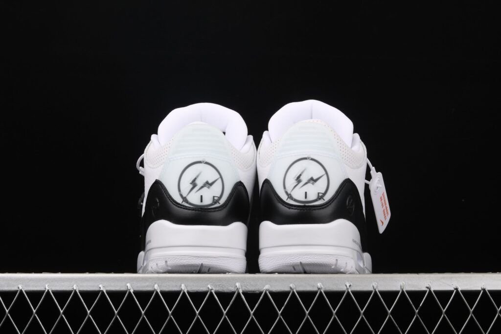 Zapatillas Air Jordan 3 Retro Fragmento Zapatillas de Hombres Zapatillas Air Jordan 3 Retro Fragmento