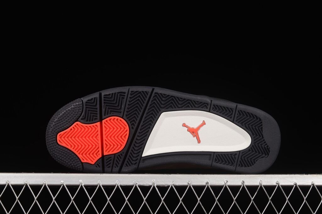 Air Jordan 4 Retro Taupe Haze Zapatillas de Hombres Air Jordan 4 Retro Taupe Haze