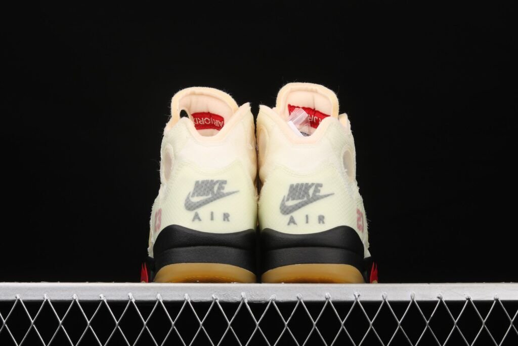 Air Jordán 5 Retro Off-White Sail Zapatillas de Hombres Air Jordán 5 Retro Off-White Sail