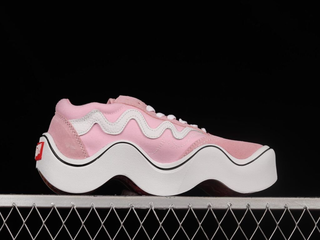 Zapatillas Mschf x Tyga Wavy Bebé Vans American Zapatillas de Mujer Zapatillas Mschf x Tyga Wavy Bebé Vans American