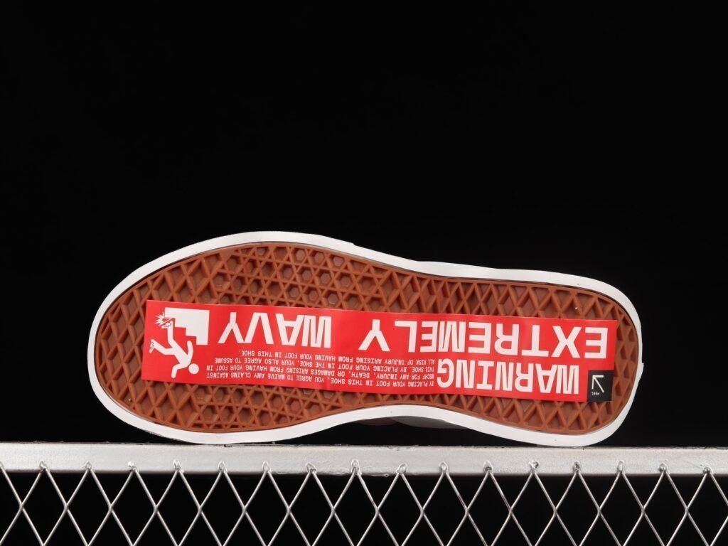 Zapatillas Mschf x Tyga Wavy Bebé Vans American Zapatillas de Mujer Zapatillas Mschf x Tyga Wavy Bebé Vans American