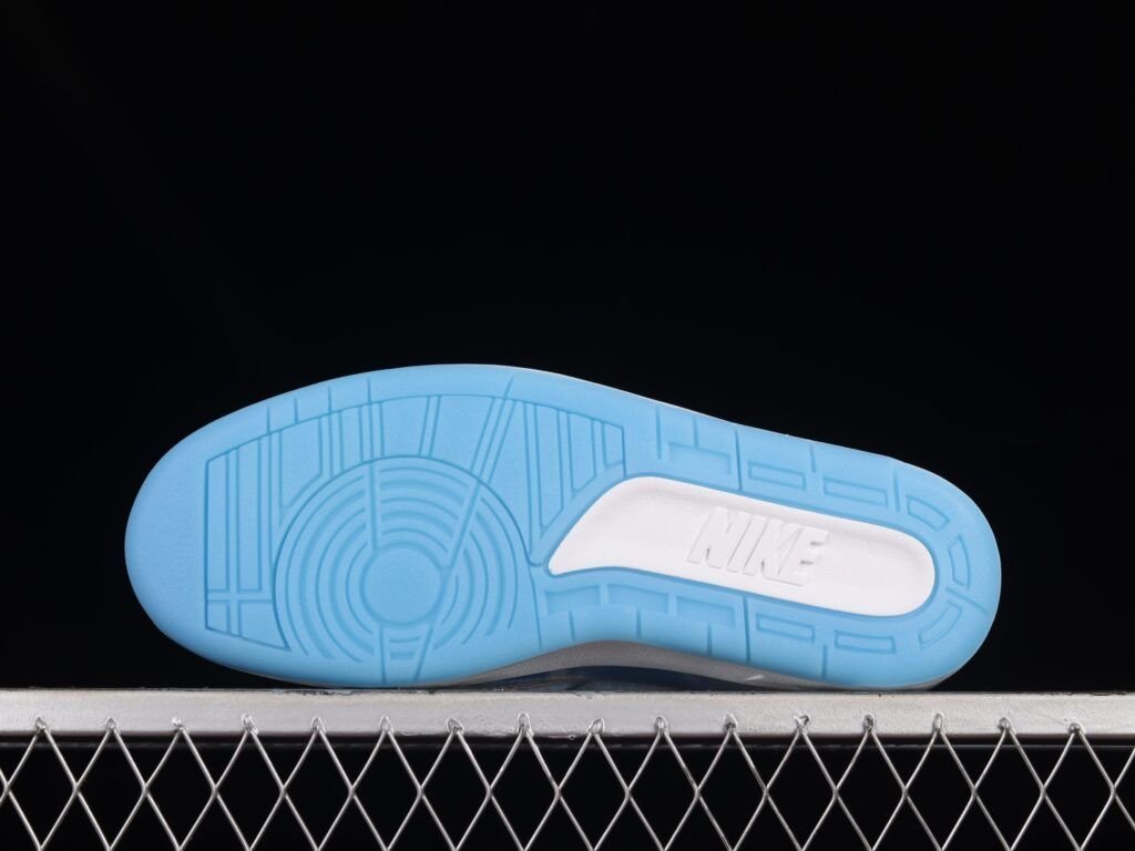 Zapatillas version J Balvin x Air Jordan 2 Zapatillas de Hombres Zapatillas version J Balvin x Air Jordan 2