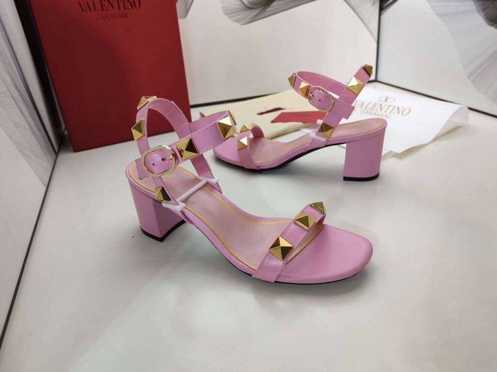 Sandalias a la moda con tacón medio Sandalias Sandalias a la moda con tacón medio