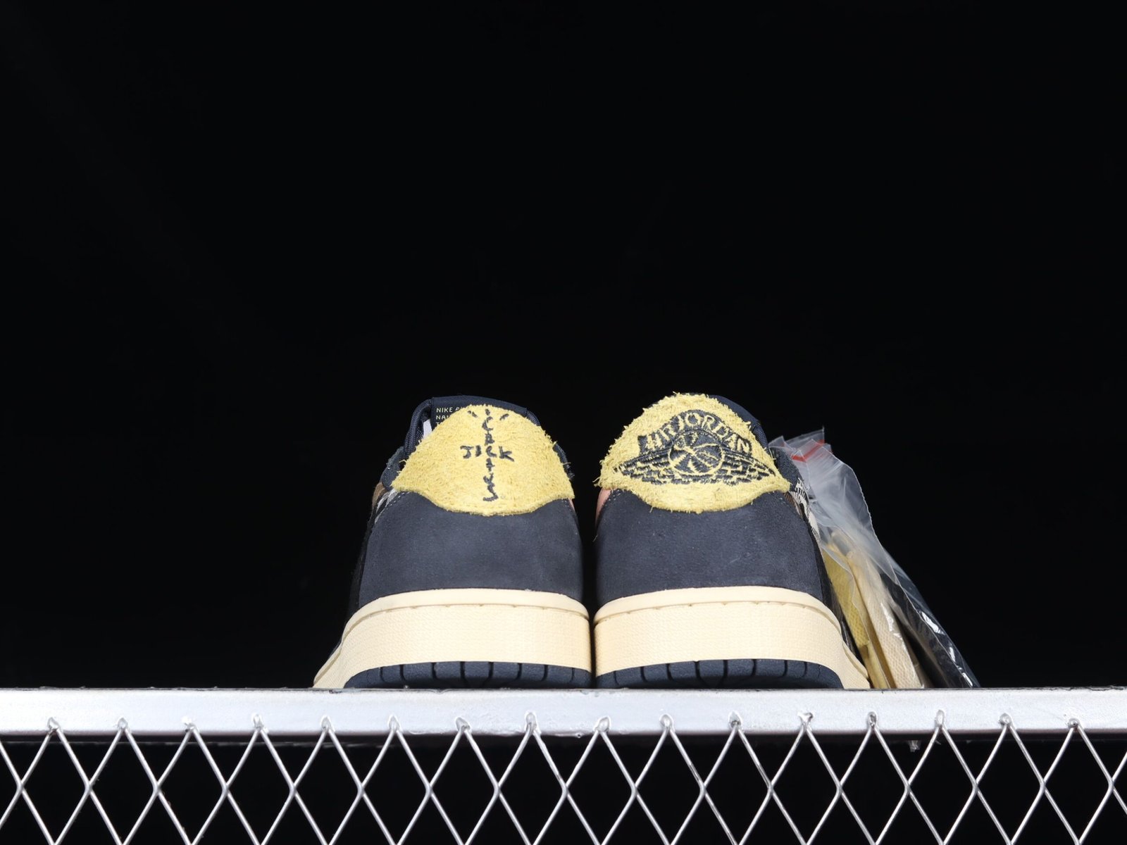 Zapatillas Travis Scott x Air Jordan 1 Zapatillas de Hombres Zapatillas Travis Scott x Air Jordan 1 Zapatillas de Hombres