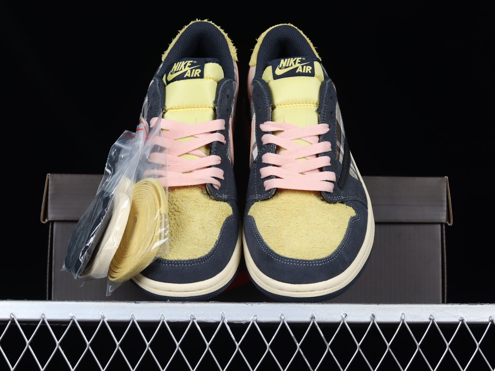 Zapatillas Travis Scott x Air Jordan 1 Zapatillas de Hombres Zapatillas Travis Scott x Air Jordan 1 Zapatillas de Hombres