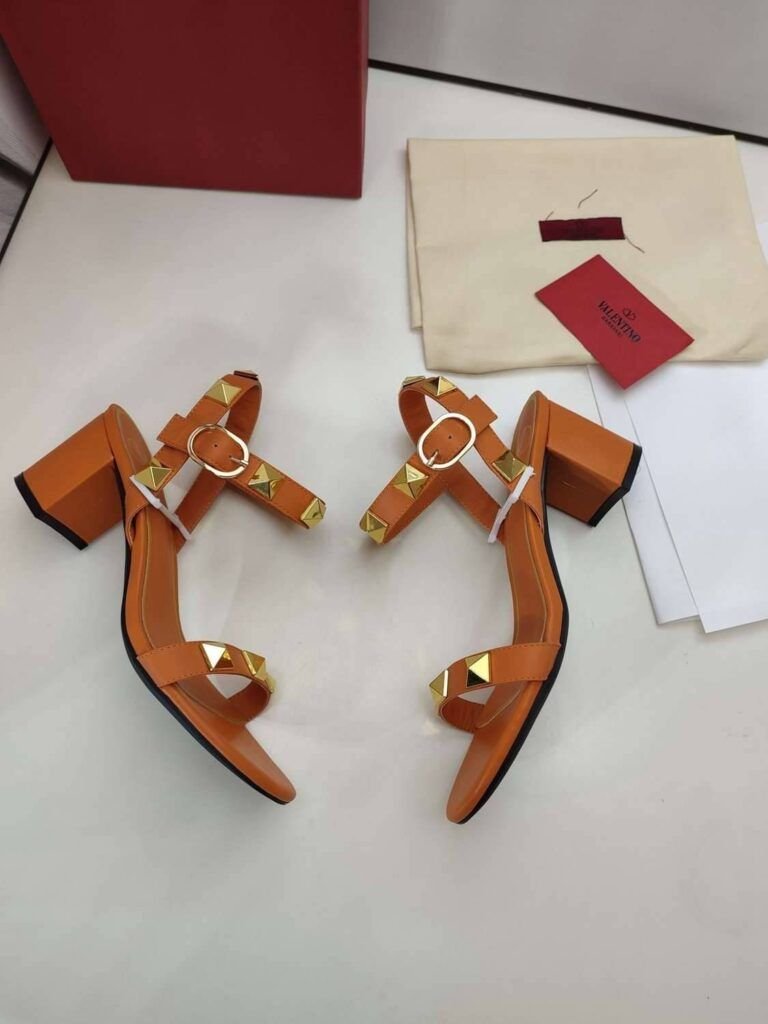 Sandalias a la moda con tacón medio Sandalias Sandalias a la moda con tacón medio