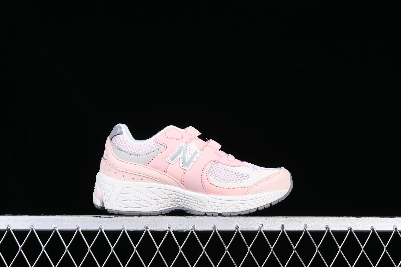 Zapatos para niños New Balance NB 2002R con velcro Zapatos para niños New Balance NB 2002R con velcro