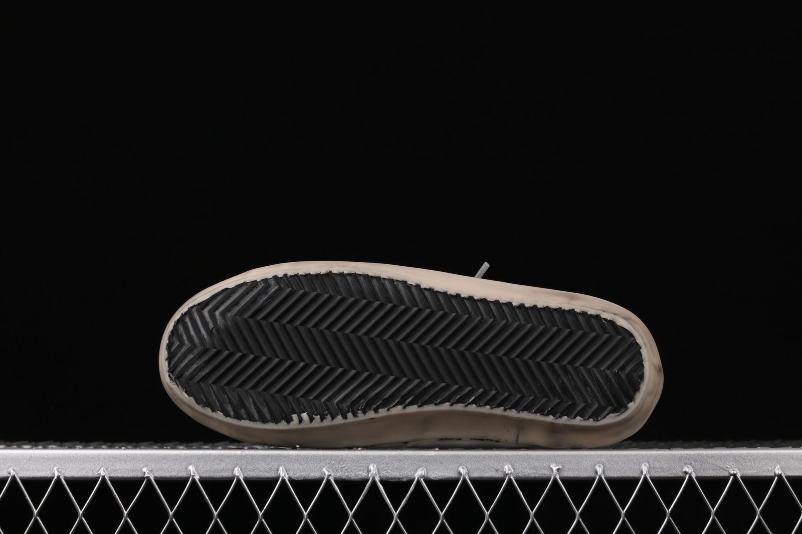 Zapatos sucios clásicos de gamuza desgastada GoIden Goose Zapatillas de Hombres Zapatos sucios clásicos de gamuza desgastada GoIden Goose Zapatillas de Hombres