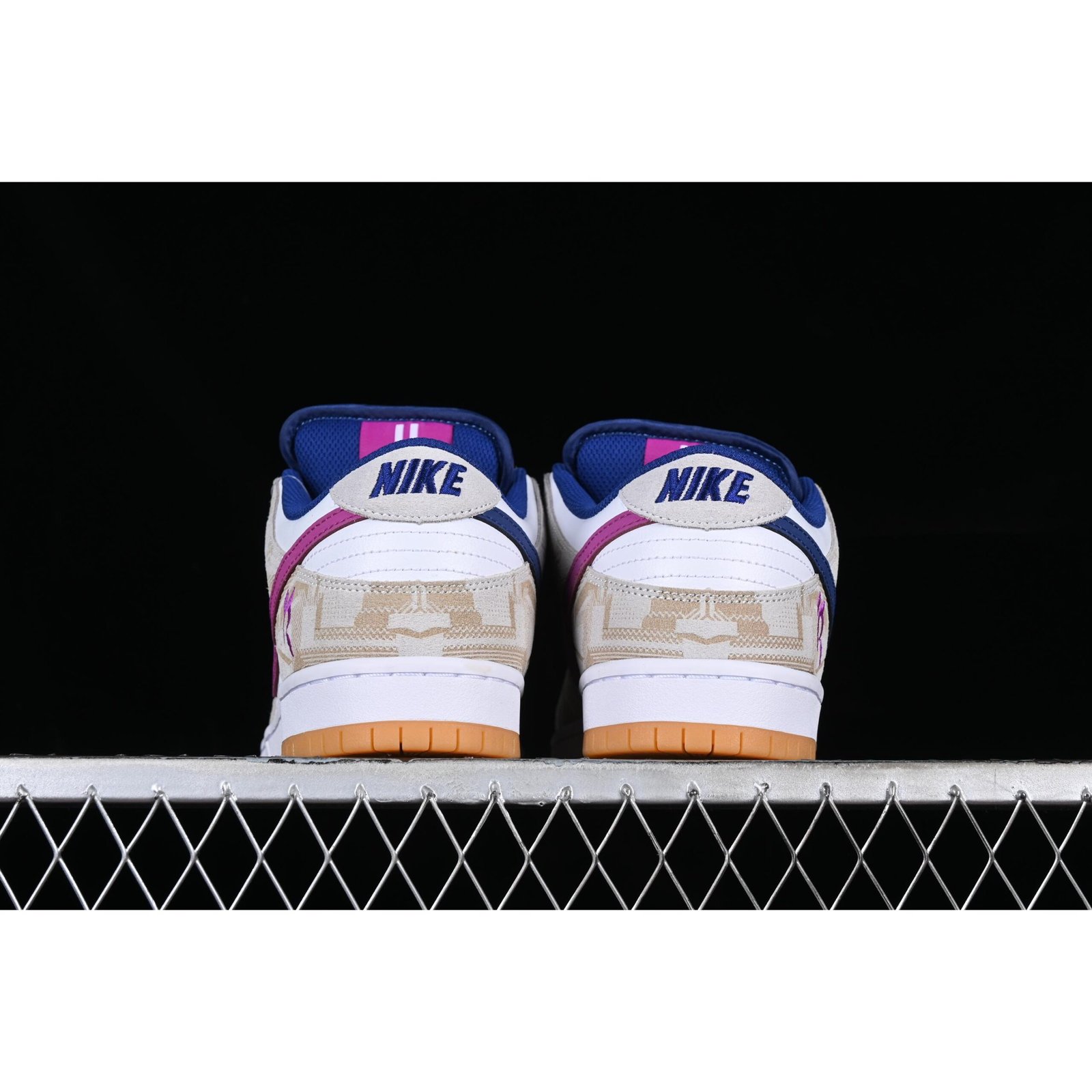 Zapatillas Versión C Rayssa Leal x Nk SB Dunk Low Zapatillas de Mujer Zapatillas Versión C Rayssa Leal x Nk SB Dunk Low Zapatillas de Mujer