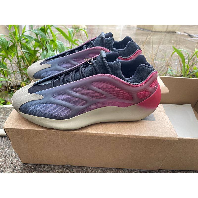 Zapatillas YEEZY 700 V3 Zapatillas de Hombres Zapatillas YEEZY 700 V3 Zapatillas de Hombres