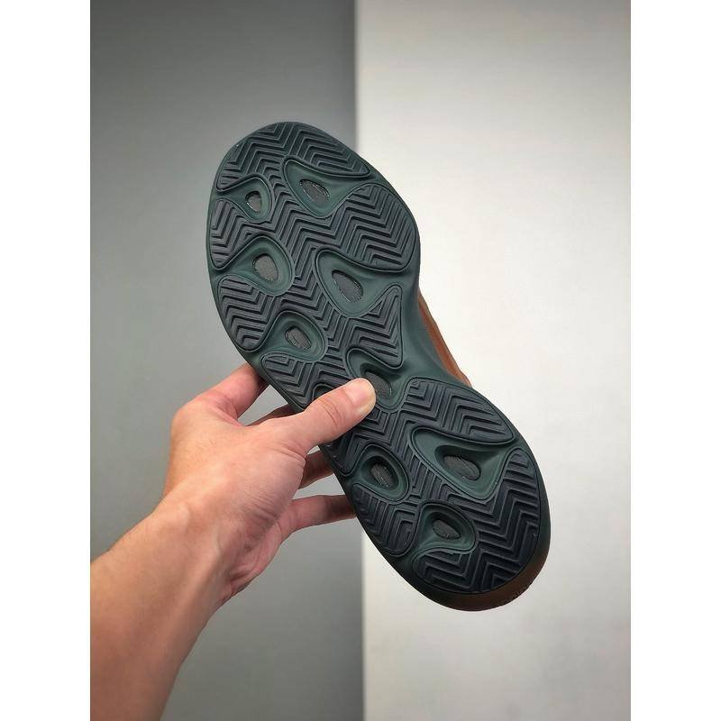Zapatillas YEEZY 700 V3 Zapatillas de Hombres Zapatillas YEEZY 700 V3 Zapatillas de Hombres