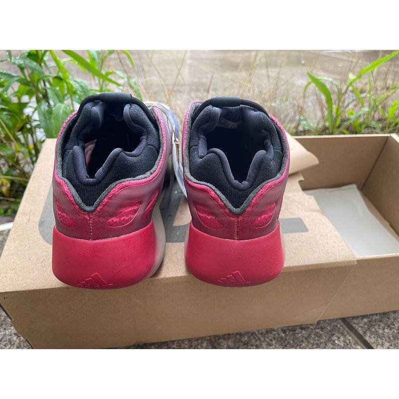 Zapatillas YEEZY 700 V3 Zapatillas de Hombres Zapatillas YEEZY 700 V3 Zapatillas de Hombres