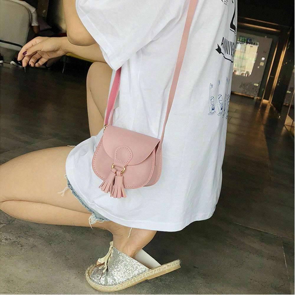Girl’s Mini Shoulder Bag with Tassels Mochilas para niño/as Girl's Mini Shoulder Bag with Tassels Mochilas para niño/as