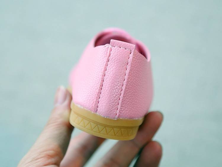 Girl's Classic Shoes